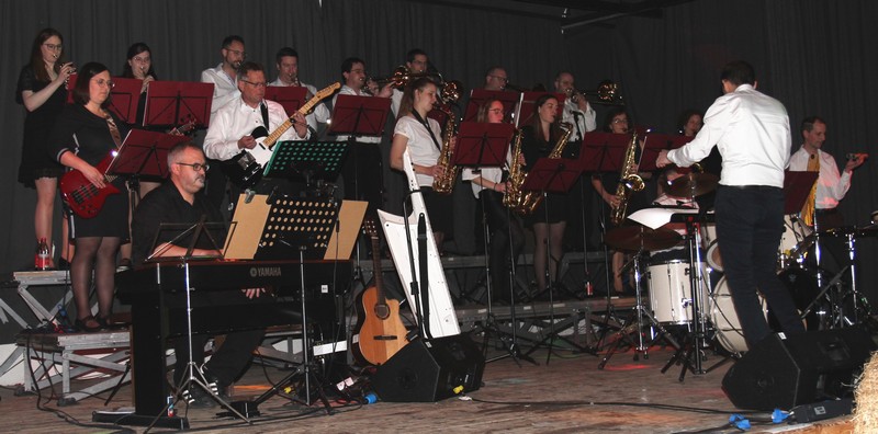 n_Bild-32 Bigband.jpg